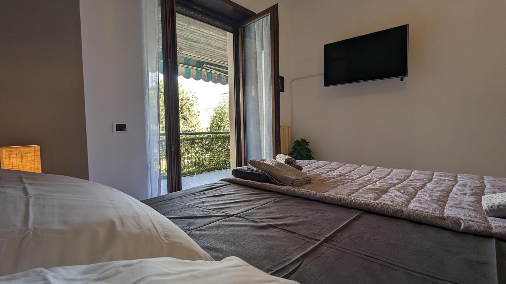 Urban Escape - A Peaceful Getaway Near The Apartment Verona